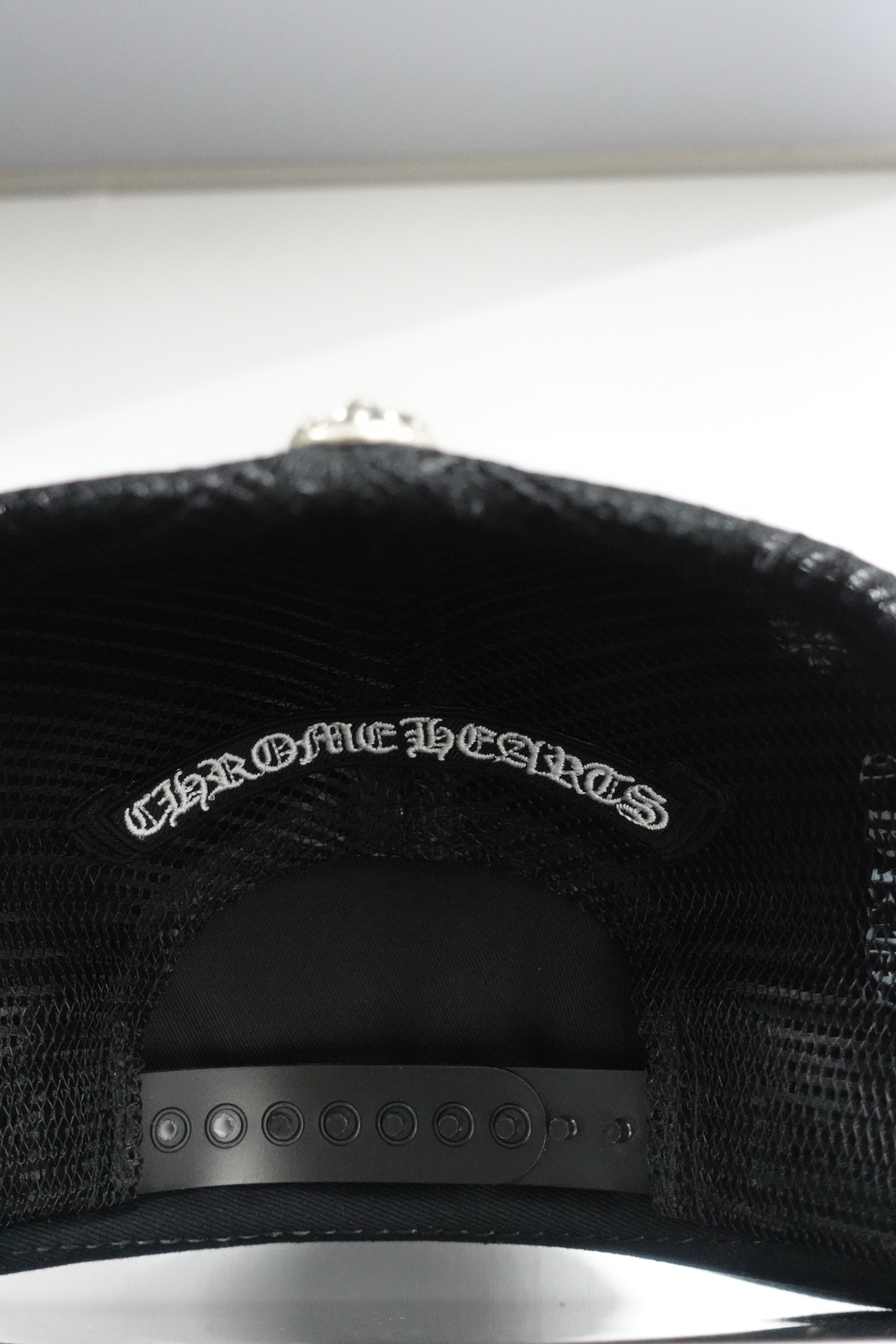 CEMETRY TRUCKER BLACK/BLACK