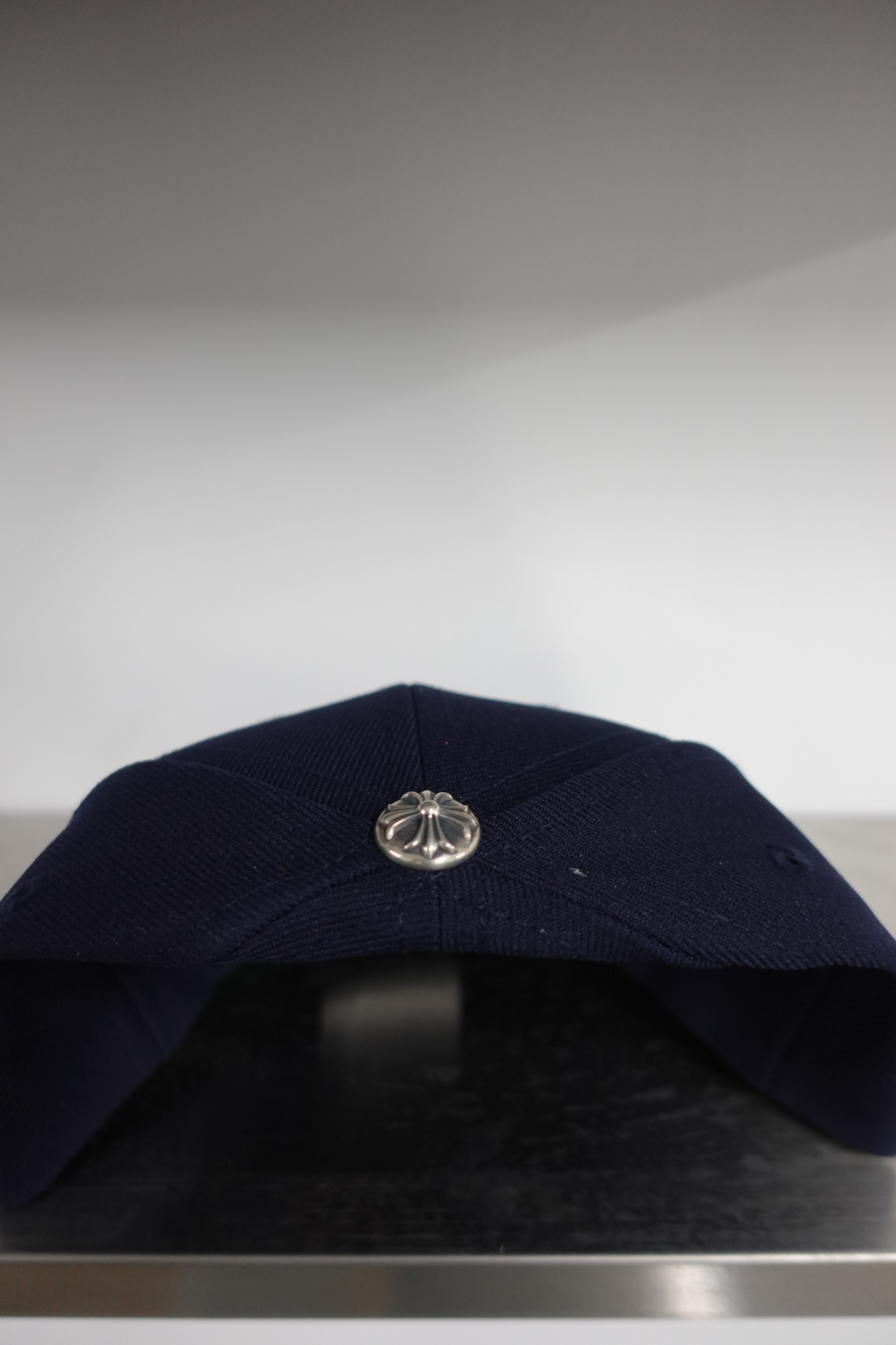 LETTER HAT NAVY/RED