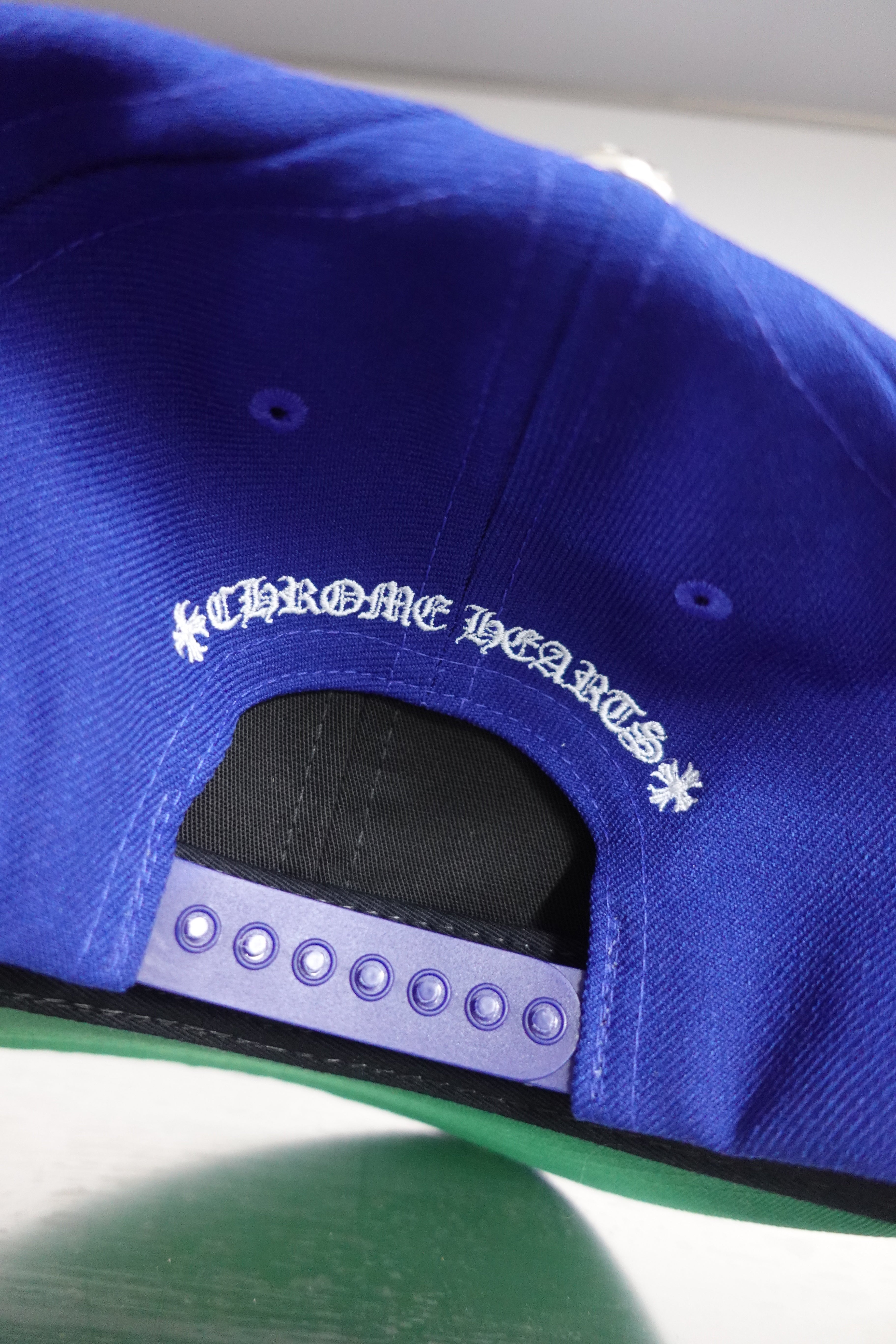 LETTER HAT BLUE/WHITE