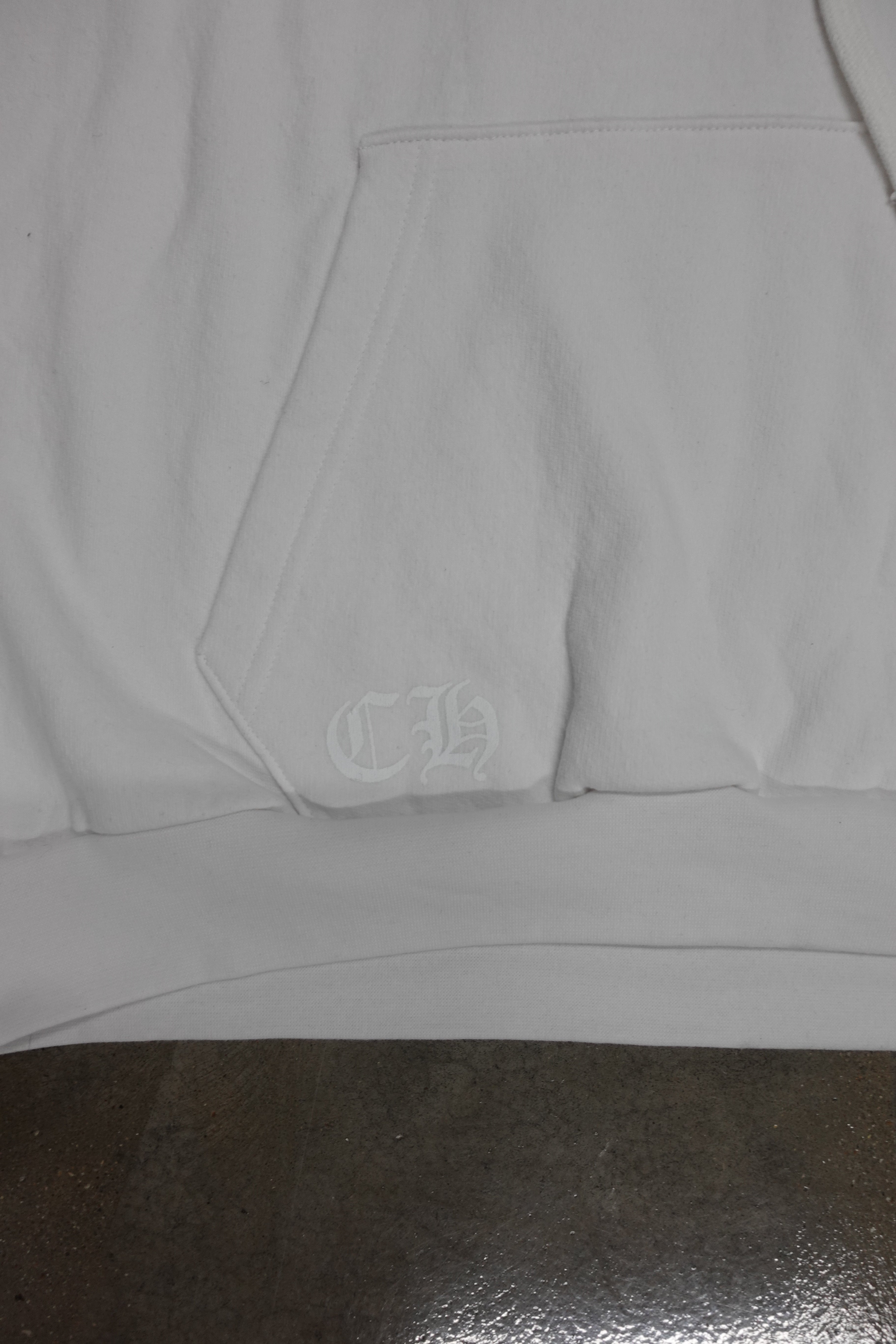 FLORAL HORSESHOE PULLOVER HOODIE WHITE/PINK