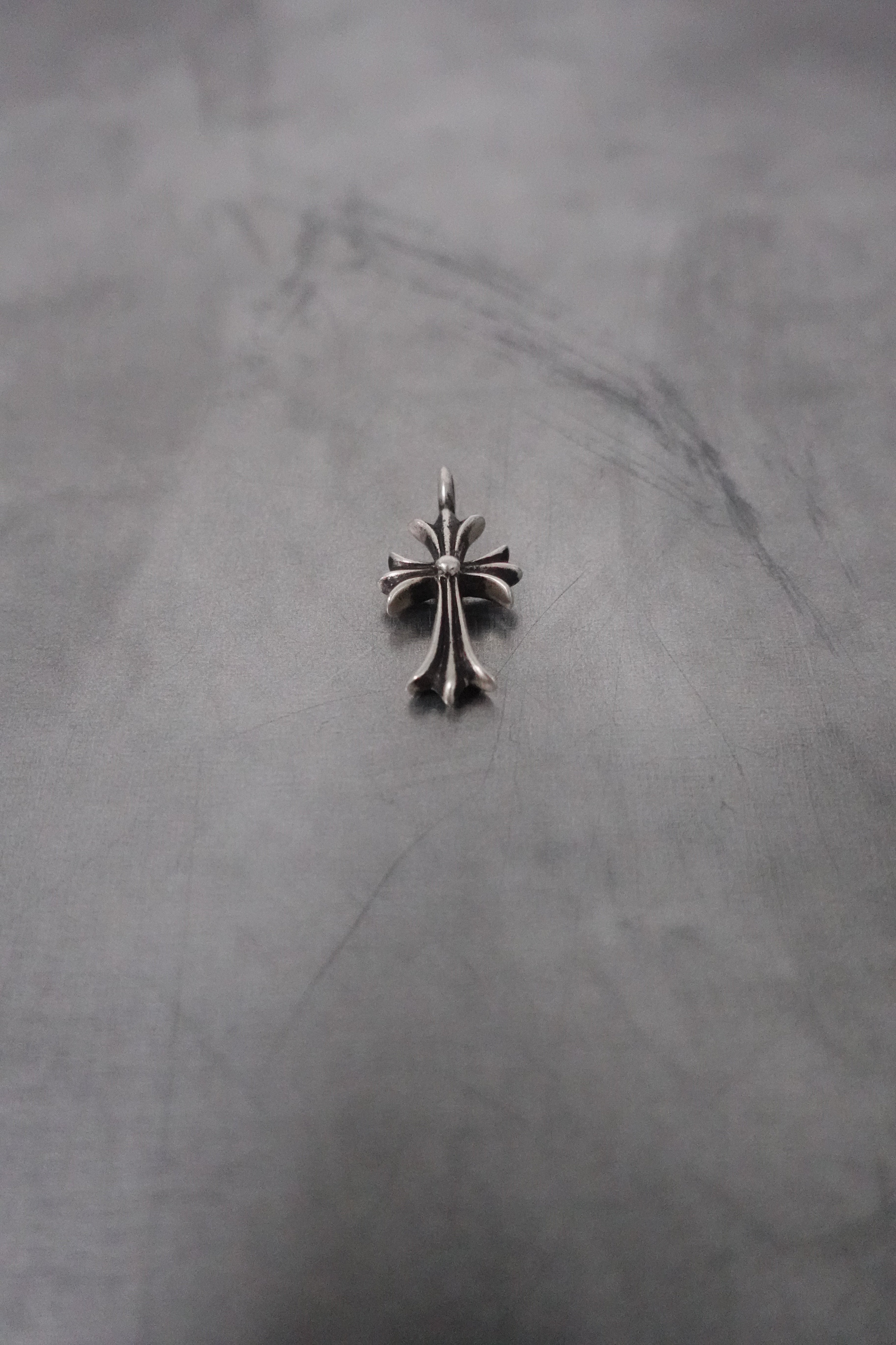 BLUE SAPPHIRE TINY CROSS PENDANT