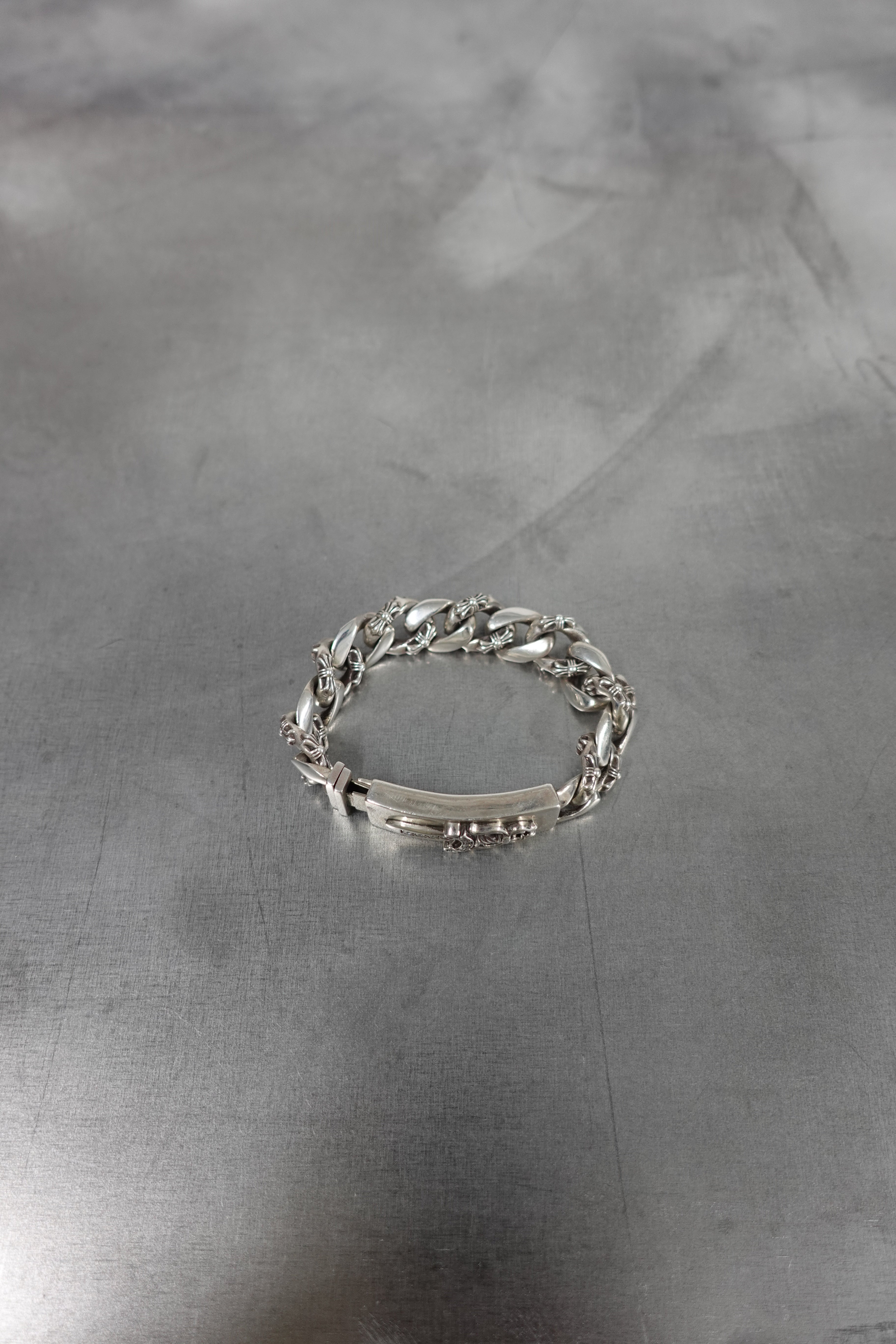 PAVE DIAMOND DAGGER FANCY LINK BRACELET